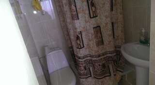 Гостиница Солнечный Николаевка Бюджетный двухместный номер с 2 отдельными кроватями-1